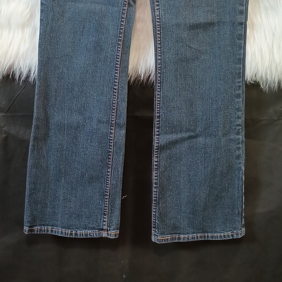Levi Strauss Signature At waist Blue Denim Bootcut Jean's Size 8 Misses - Picture 8 of 12